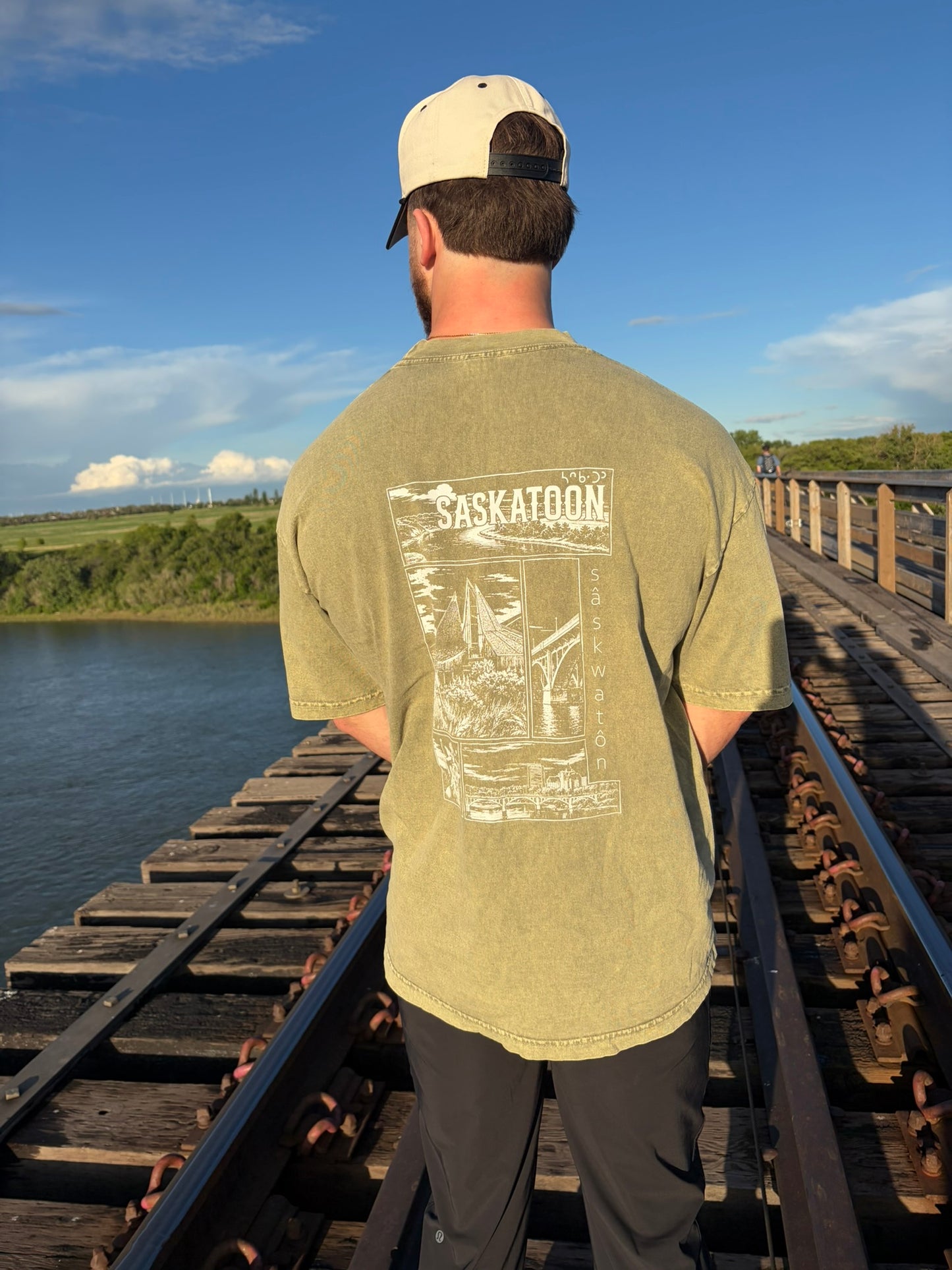 Green sâskwatôn T-Shirt
