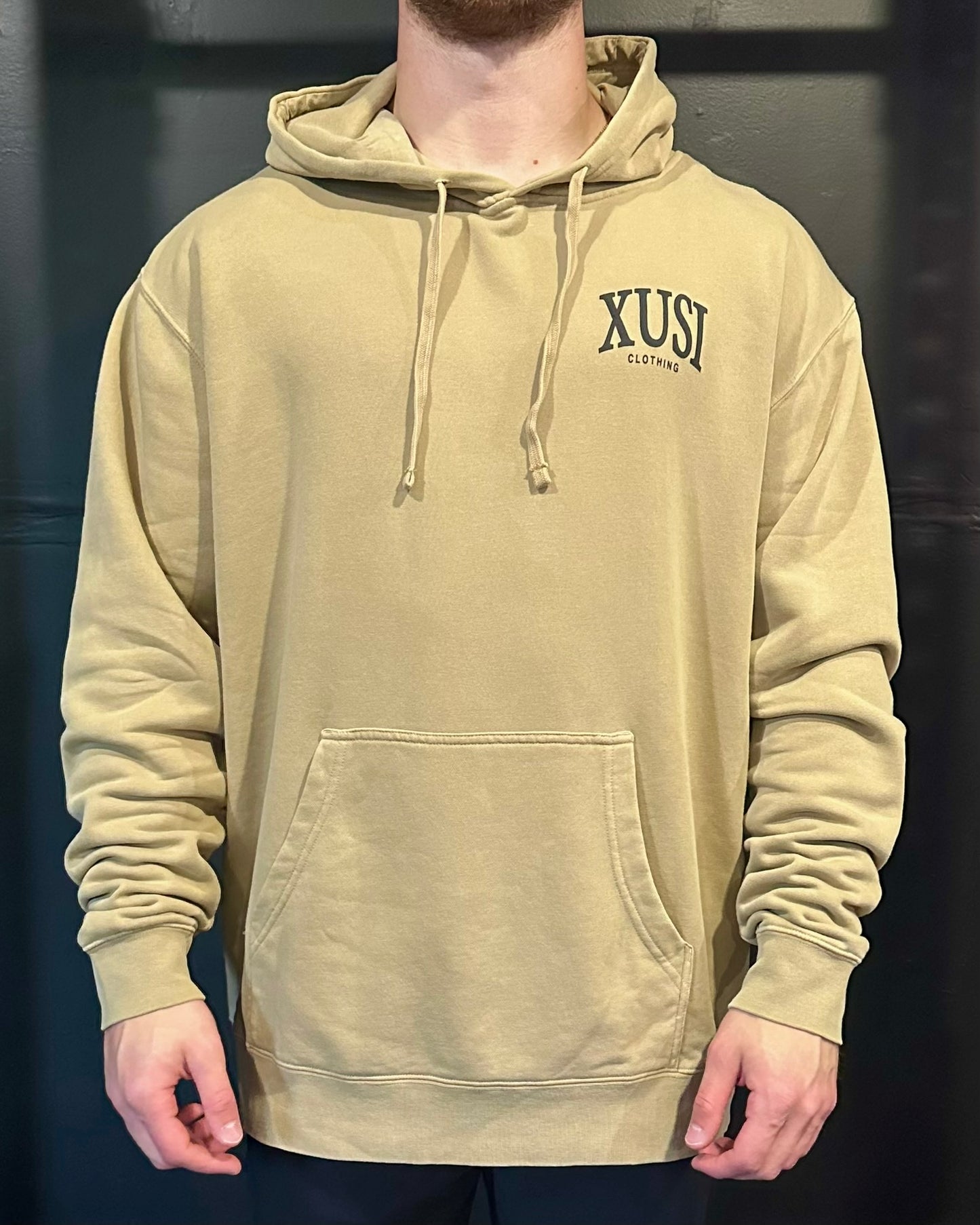 Ākameyimo Hoodie
