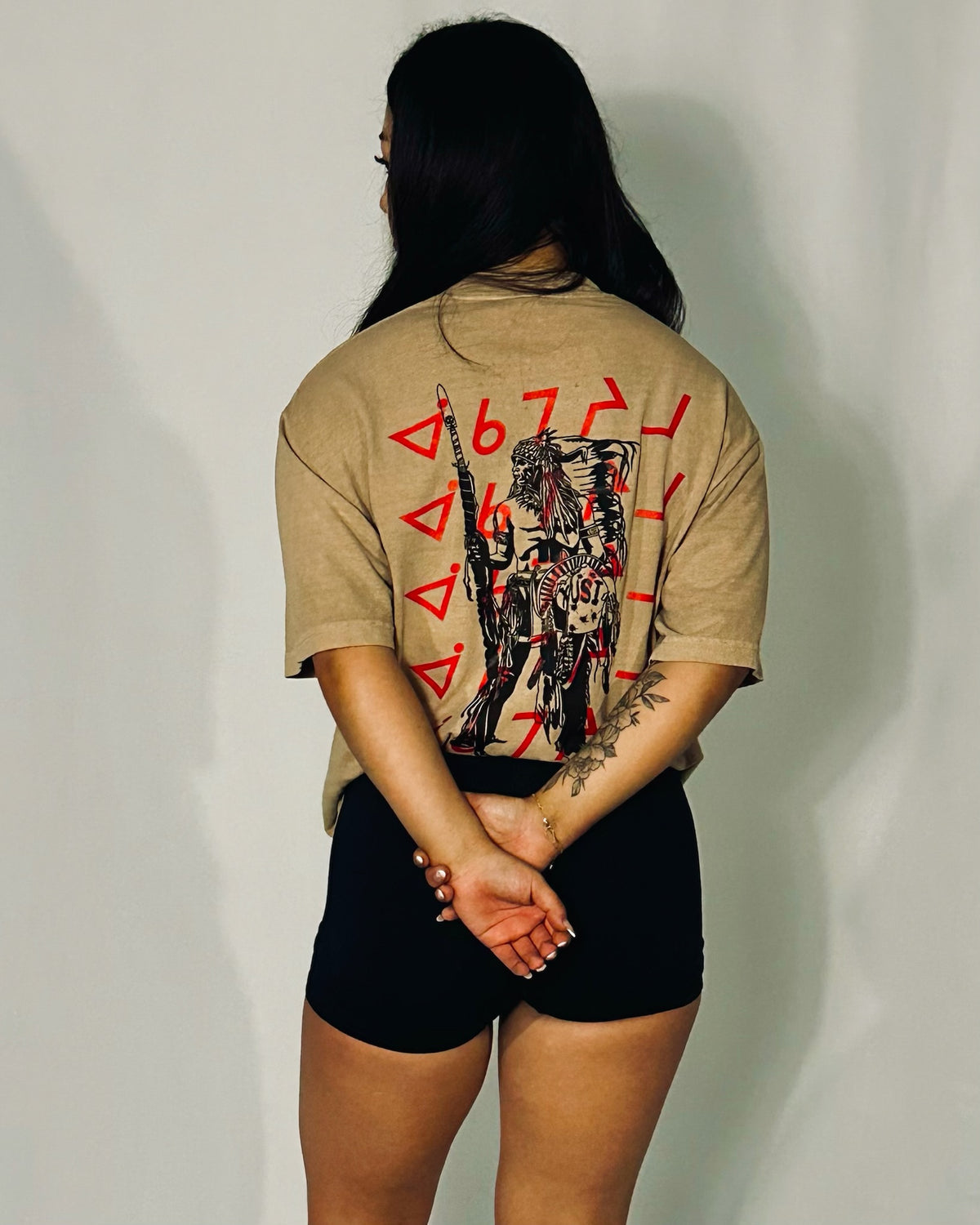 Ākameyimo T-Shirt, photo 7 – Indigenous-owned t-shirt by XUSI, Saskatoon