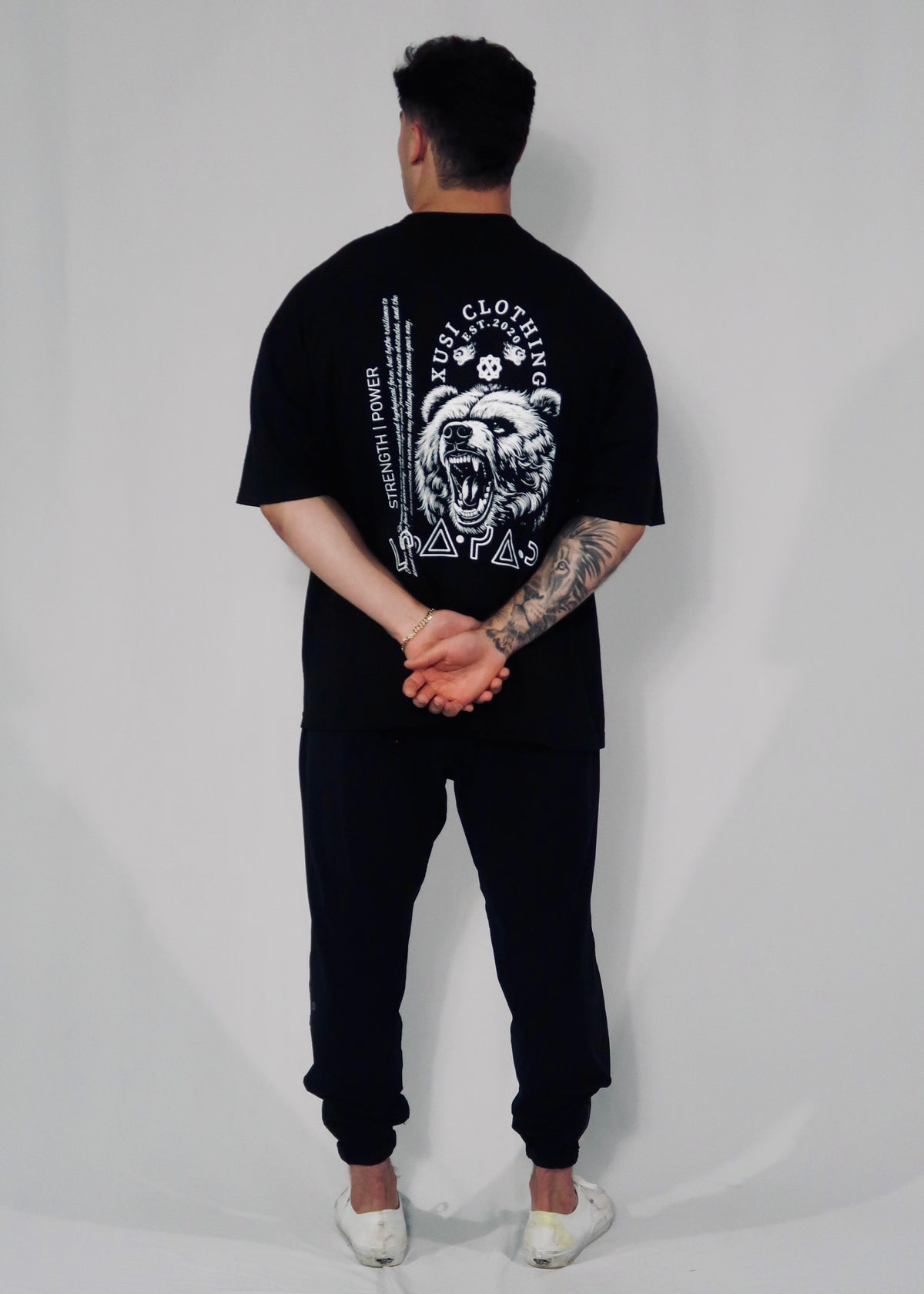 Bear T-Shirt, photo 3 – Indigenous-owned t-shirt by XUSI, Saskatoon